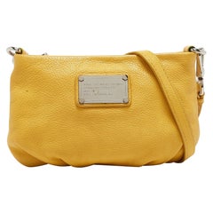 Marc by Marc Jacobs Bolso Crossbody Classic Q Percy de piel amarilla