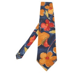 Cravatta tradizionale in seta con stampa floreale blu navy di Ermenegildo Zegna