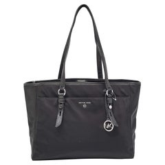 Michael Kors Große Sullivan Tote aus schwarzem Nylon