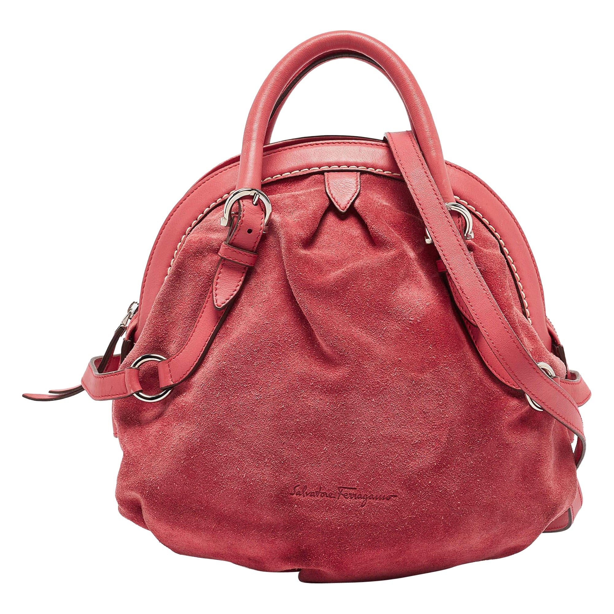 Sacoche à boucle en daim et cuir rose de Salvatore Ferragamo en vente
