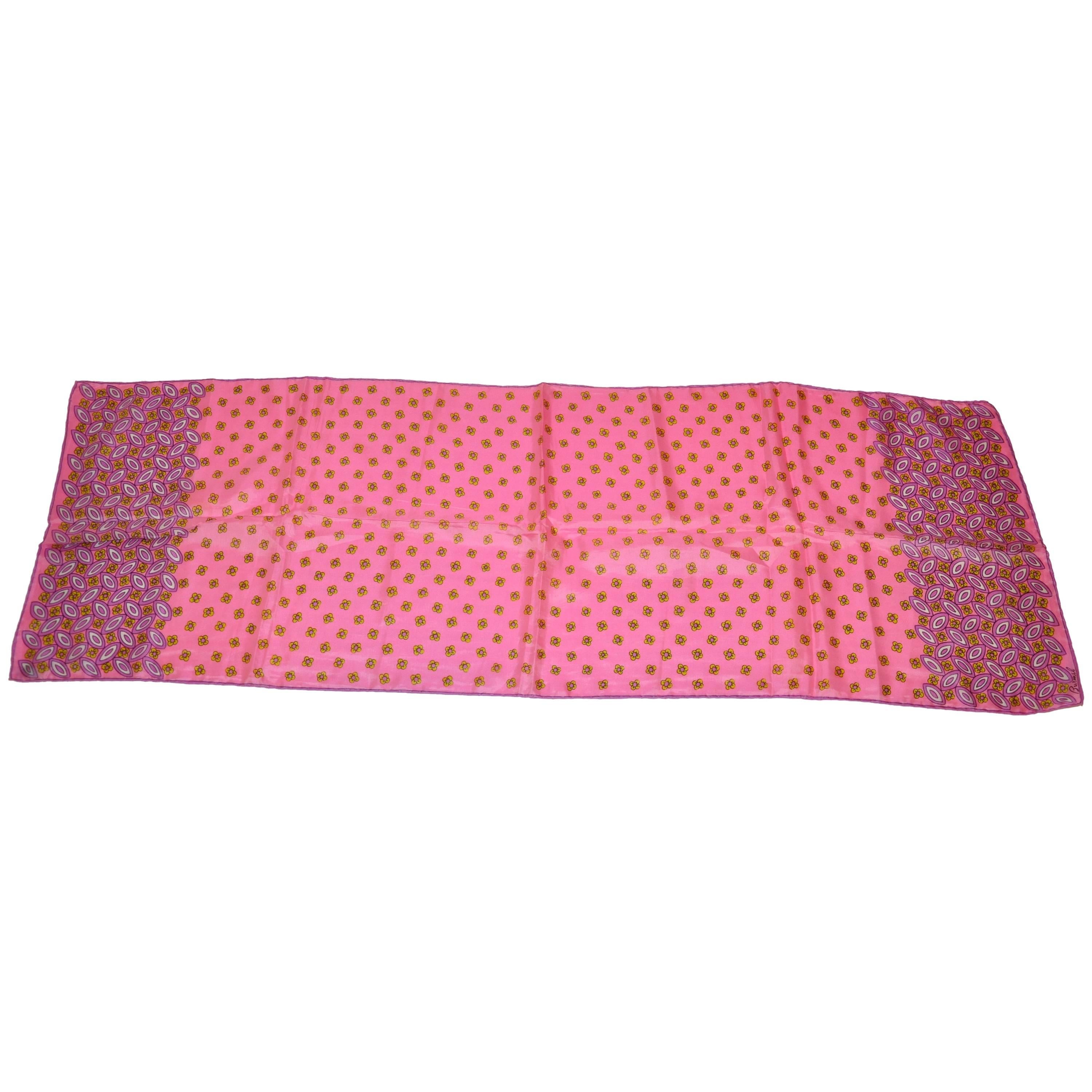 Écharpe rectangulaire rose crème avec bordure florale multicolore « florale » en vente