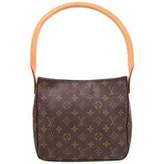 Louis Vuitton Looping MM Monogram Canvas Handbag