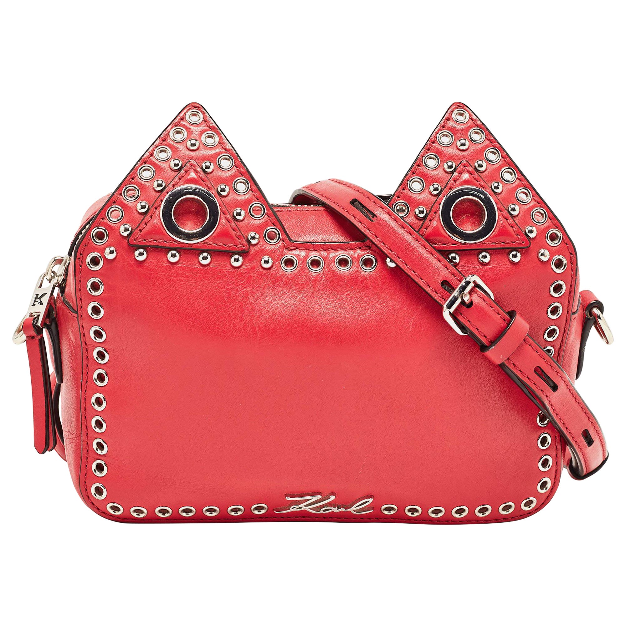 Karl Lagerfeld - Sac à caméra en cuir rose avec oreilles de chat en vente