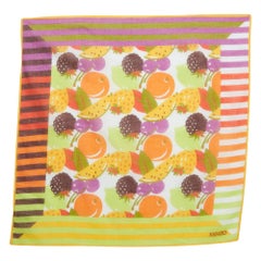 Sciarpa quadrata in cotone con stampa di frutti multicolore di Kenzo