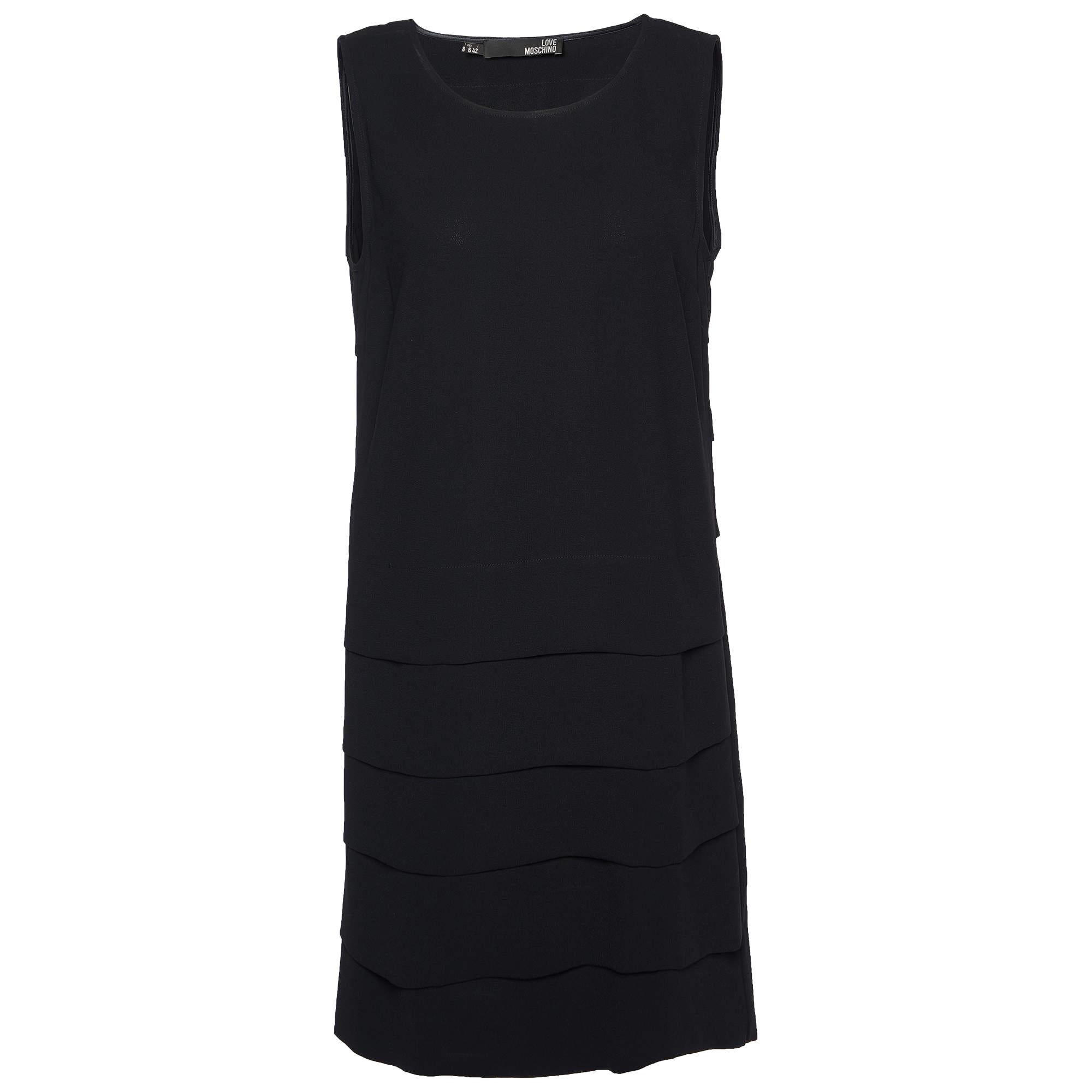 Love Moschino Vestito senza maniche a pieghe in crepe nero M. in vendita