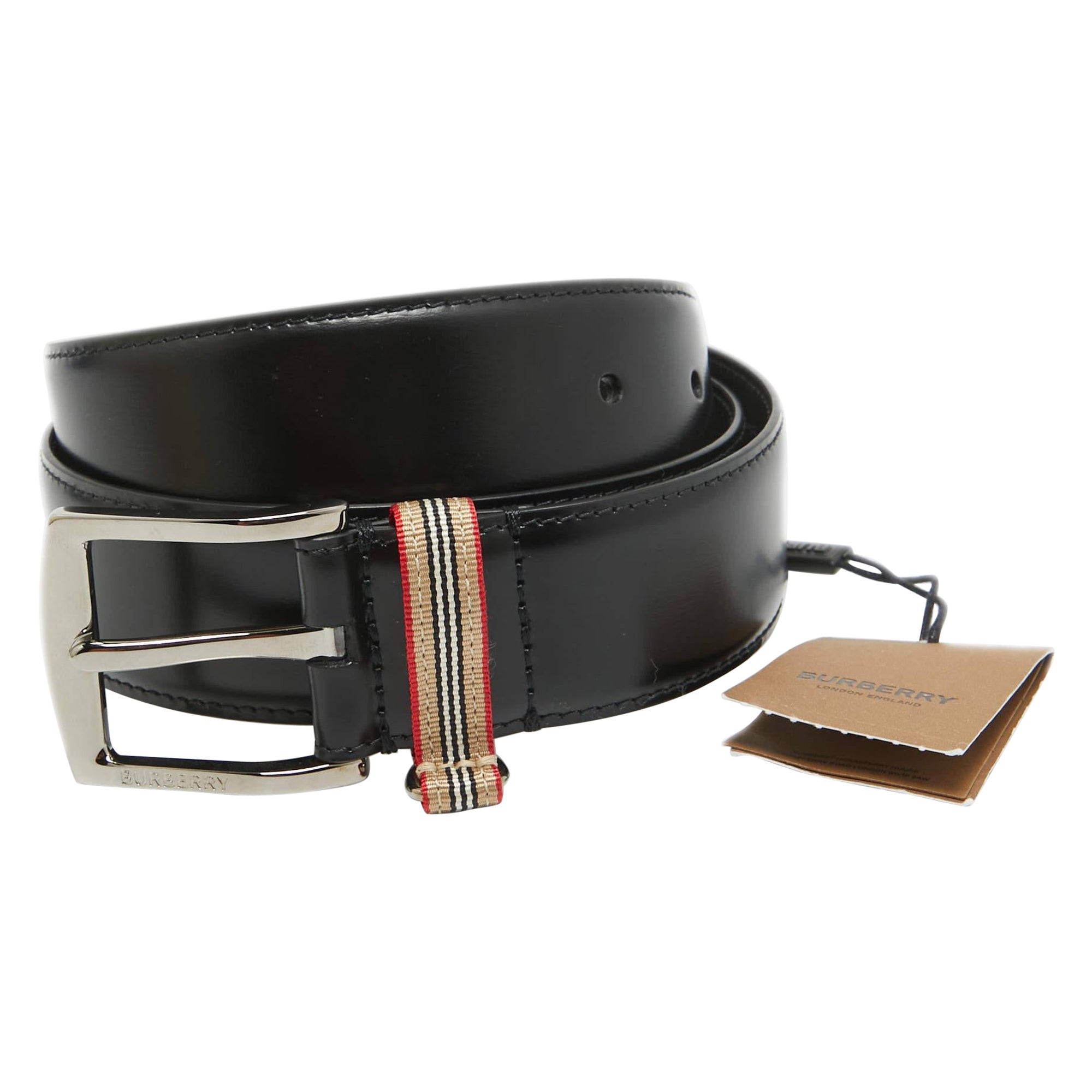Burberry Cintura in pelle nera con fibbia grigia 85cm