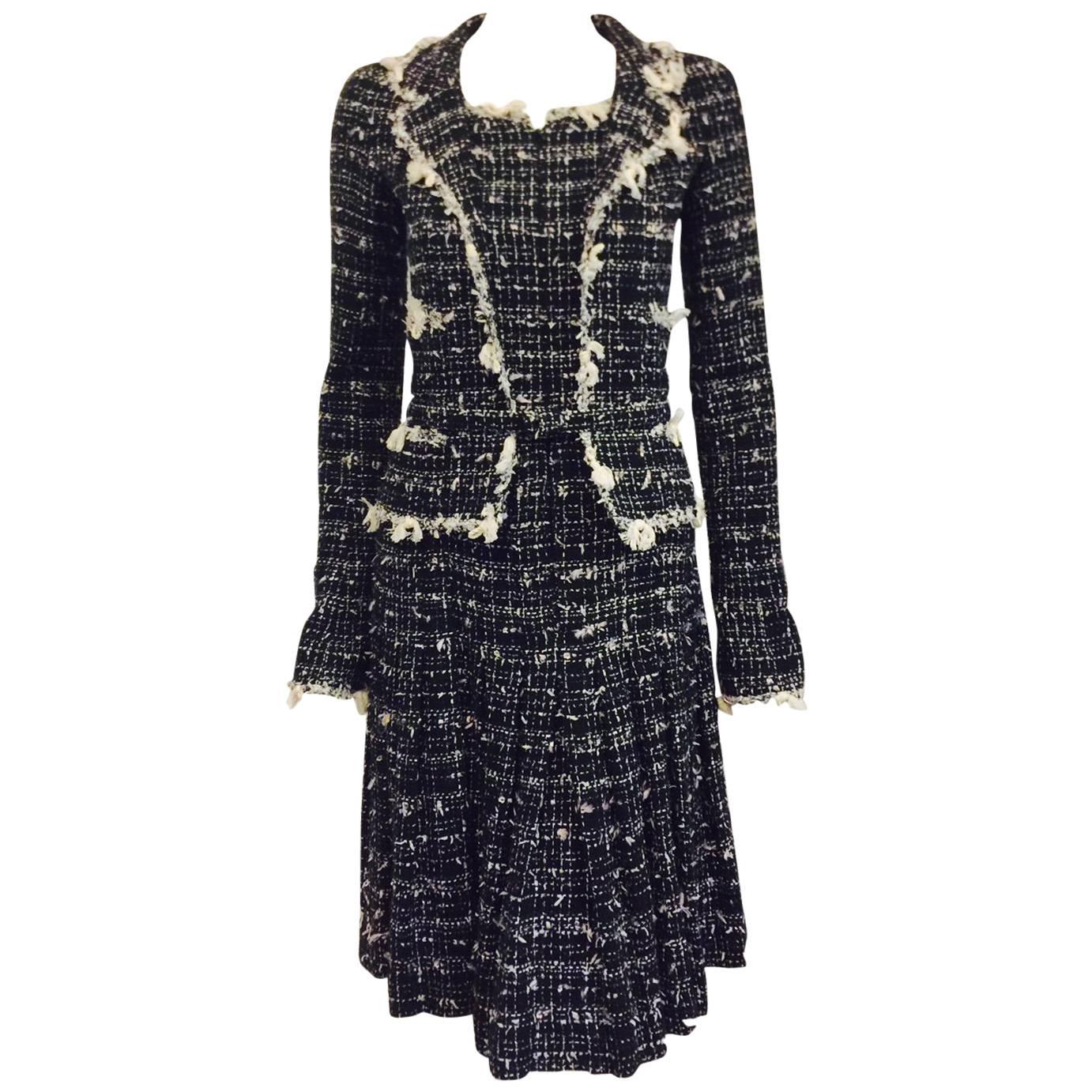 Chanel 2005 Cruise Black & White Tweed Belted Long Sleeve Dress w  Trim