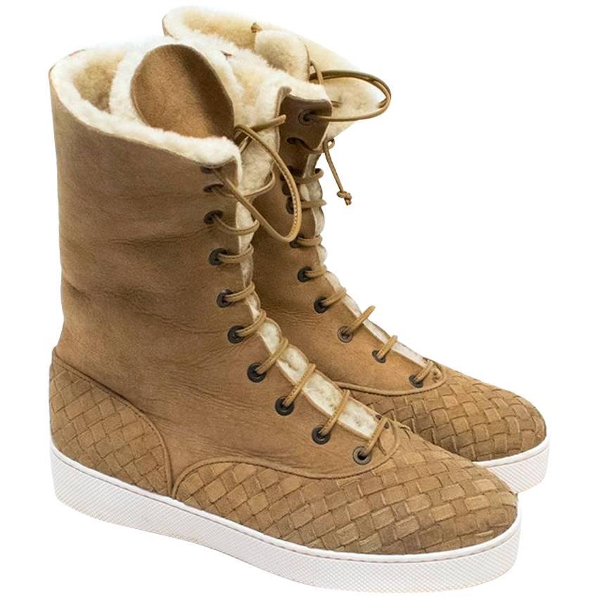  Bottega Veneta Tan Suede Boots with Sherpa Lining For Sale