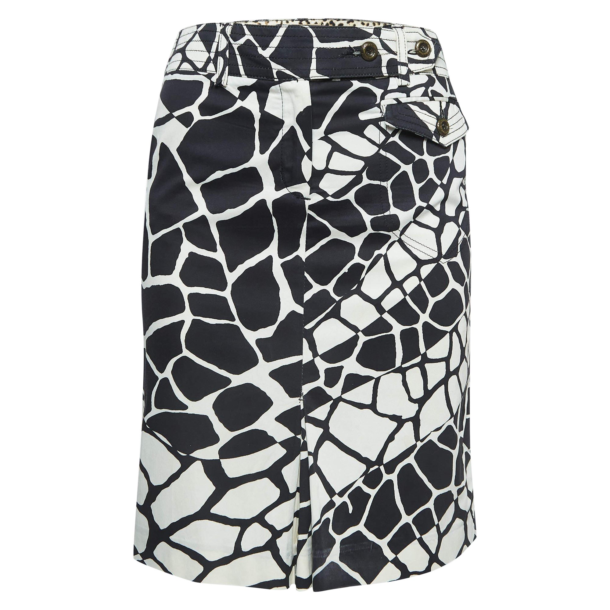 Class by Roberto Cavalli Jupe courte en crêpe imprimé noir à plis S en vente