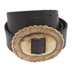 Cintura con fibbia ovale in pelle nera Saint Laurent