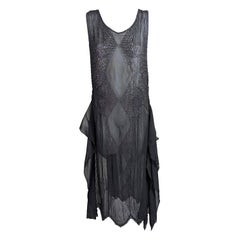 Eleganza dell'Art Deco: abito a tunica in chiffon con perline