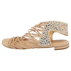 Giuseppe Zanotti Beige Suede Crystal Embellished Strappy Flat Sandals Taglia 38.5