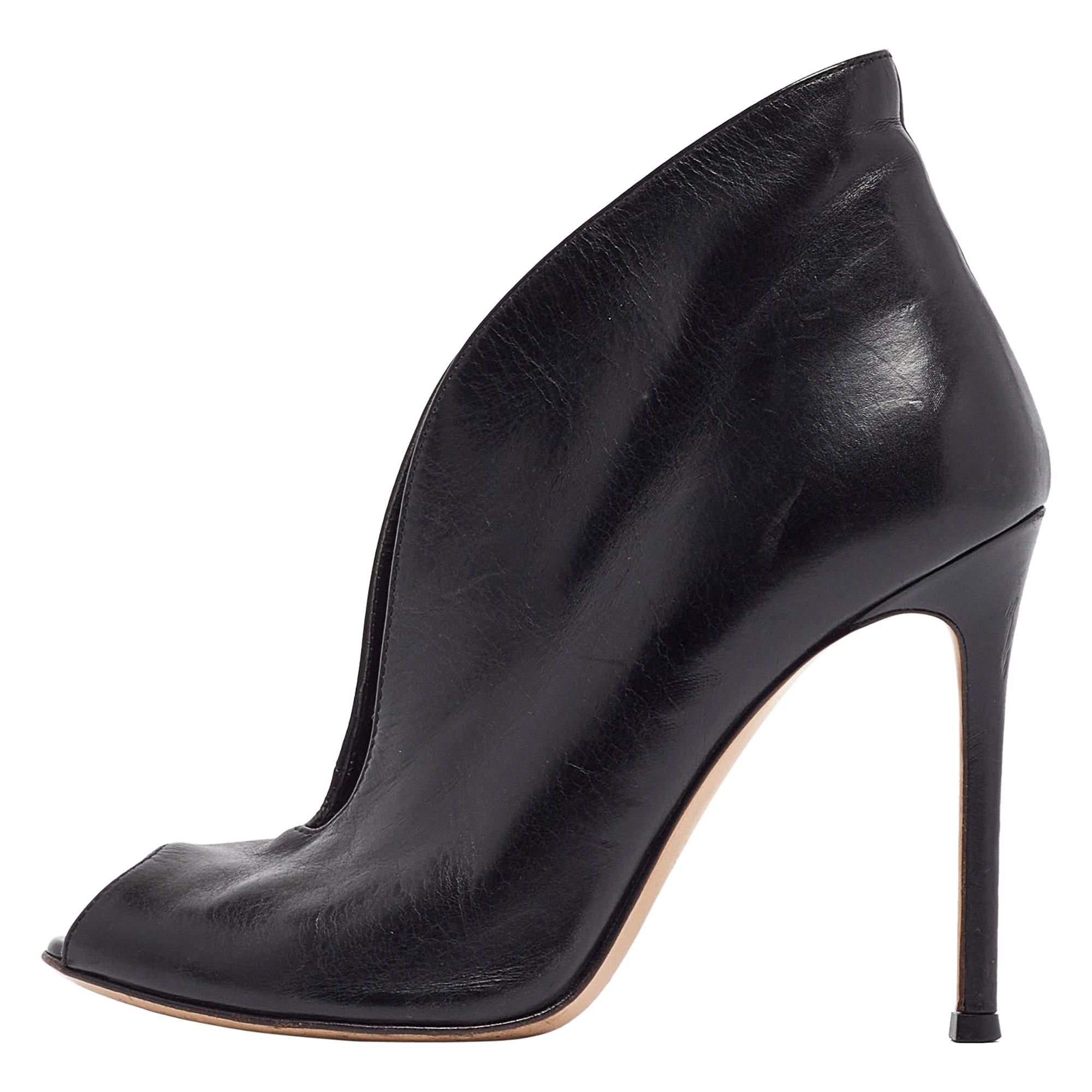 Gianvito Rossi Bottes à empeigne en cuir noir Taille 35