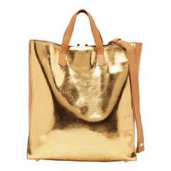 Marni Bolso Pushlock de charol y piel dorado/beige