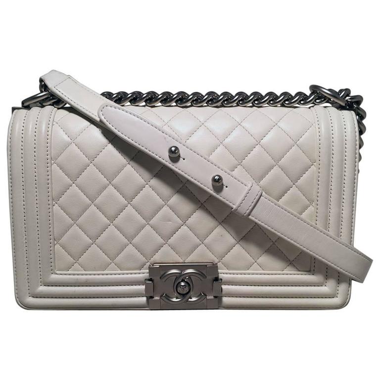 Chanel White Quilted Le Boy Classic Flap Shoulder Bag For At Chanel White Quilted Le Boy Classic Flap Shoulder Bag For