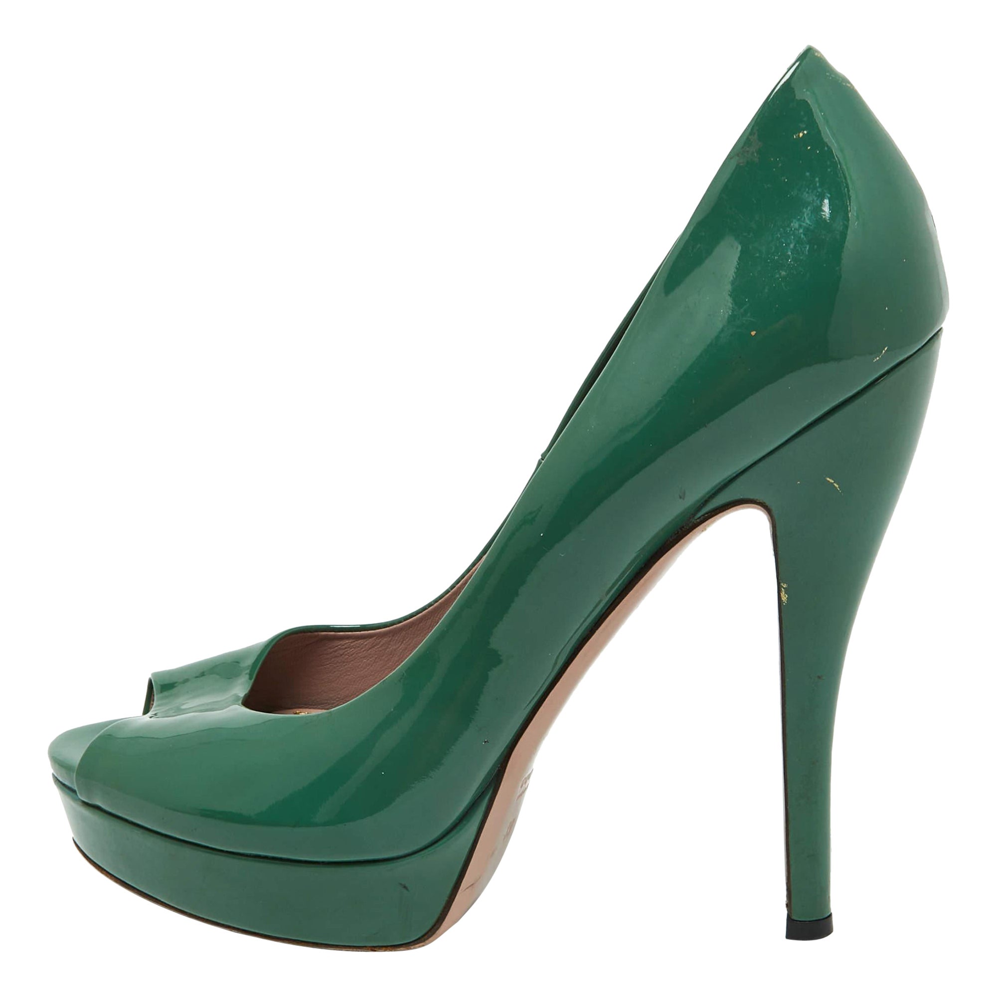 Gucci Green Patent Leather Peep Toe Platform Pumps Size 39 For Sale