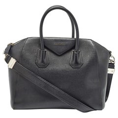 Givenchy Borsa Media Antigona in pelle nera