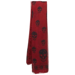Alexander McQueen Quadratischer Seidenschal mit rotem Totenkopfmuster