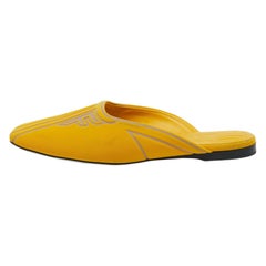 Fendi Mules FFreedom jaune en néoprène, taille 37