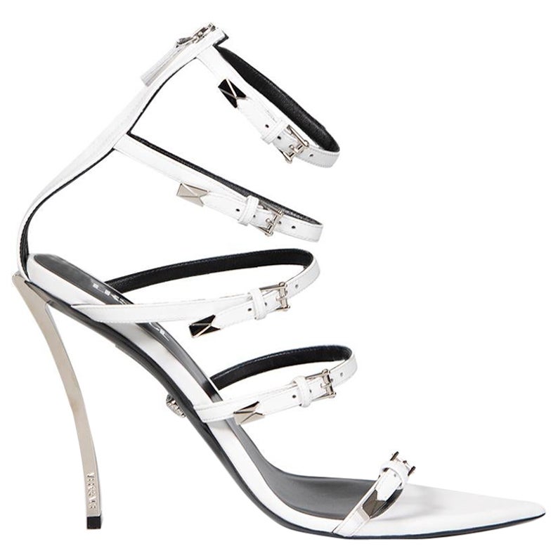Sandali con cinturino alla caviglia in pelle bianca Versace Taglia IT 40