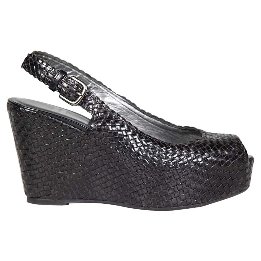 Stuart Weitzman Black Leather Woven Wedge Sandals Size IT 37.5 For Sale