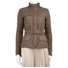 Chaqueta acolchada con cinturón marrón Belstaff Talla M