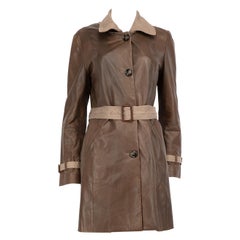 Max Mara Weekend Max Mara Abrigo de piel marrón con cinturón de contraste Talla L