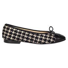Chanel Black Houndstooth Ballet Flats Size IT 37.5