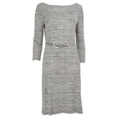 Robe à motif rayé en soie noire et blanche Prada, taille XL