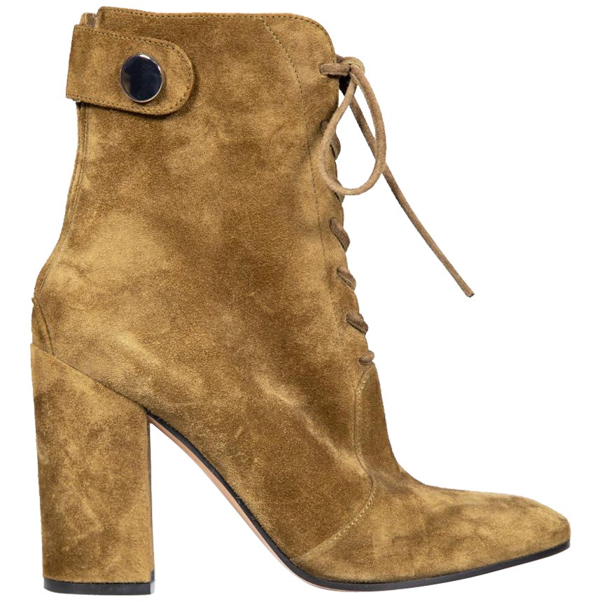 Gianvito Rossi Khaki Suede Lace Up Ankle Boots Size IT 41 For Sale
