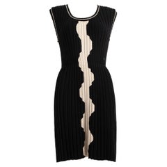 Chanel Autumn 2007 Black Patterned Pleated Dress Size L