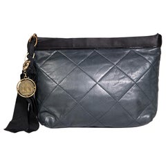 Lanvin Schwarze gesteppte Clutch aus Leder