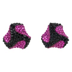 Richard Kerr Pendientes de clip con joyas Negro y fucsia