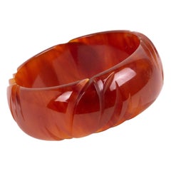 Bakelit geschnitztes Armreif Armband, Karamell, Bernstein, Marmor