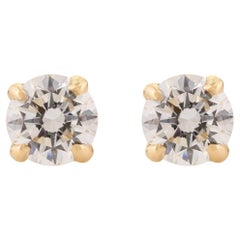 Clous d'oreilles solitaires Moissanite faits à la main en or jaune massif 18 carats