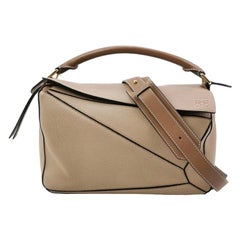 Loewe Puzzle Medium Sand Beige Sac en cuir de veau Brown Strap