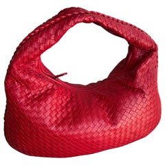 Bottega Veneta Veneta Hobo Medium Red Intrecciato Leather Bag 47cm