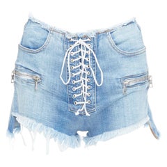 UNRAVEL PROJECT pantalón corto vaquero azul lavado blanco con cordones delante 25