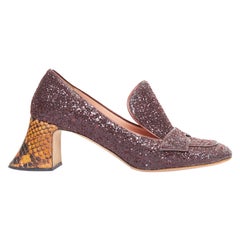 Rochas mocassins en cuir écaillé bordeaux pailleté marron à talon sculpté EU36
