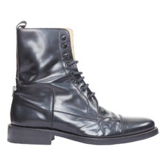 BALENCIAGA schwarzes poliertes Leder Schnürstiefel mit Steppnaht Kampfstiefel EU41