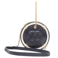 CHANEL 2019 Limited Edition En Vogue Round black cream leather crossbody bag