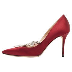 Manolo Blahnik Pumps Nadira in raso bordeaux misura 38
