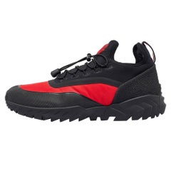Moncler, scarpe da ginnastica basse in tessuto e neoprene rosso/nero, taglia 41