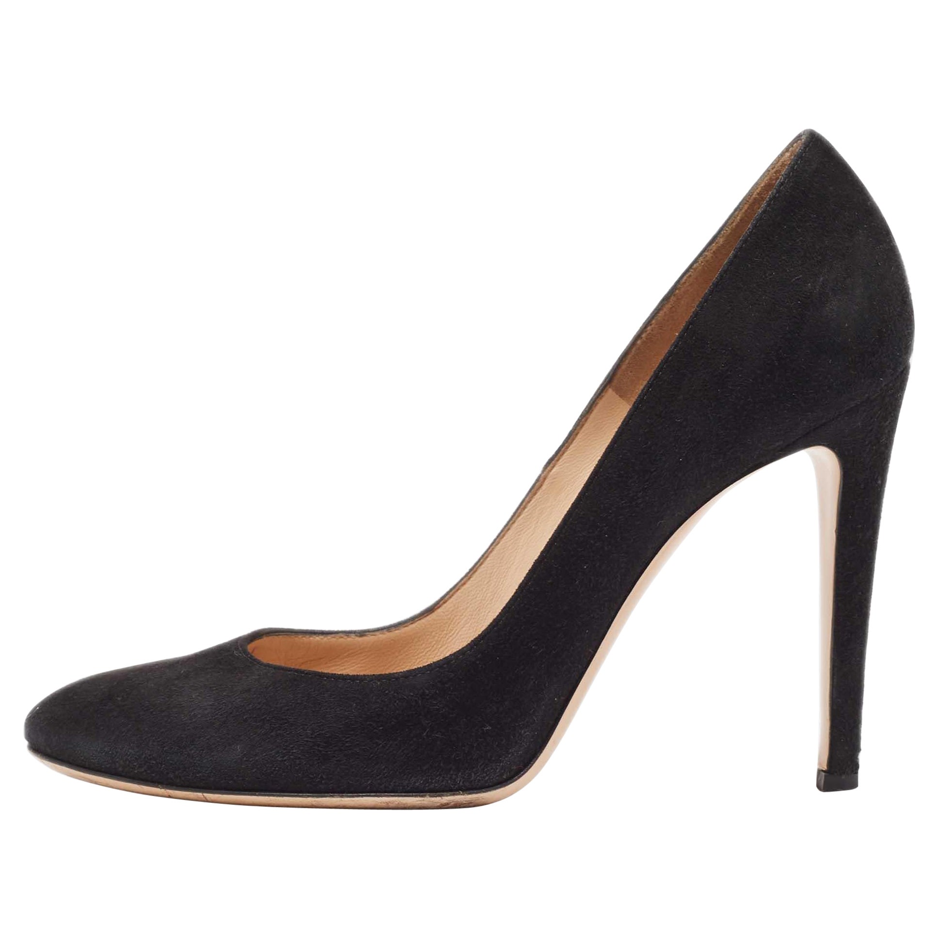 Gianvito Rossi Black Suede Roma Pumps Size 39.5 For Sale