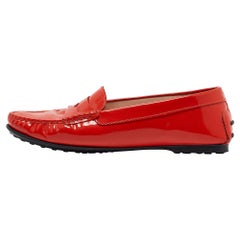 Tod's Rotes Lackleder Gommino Loafers Größe 38