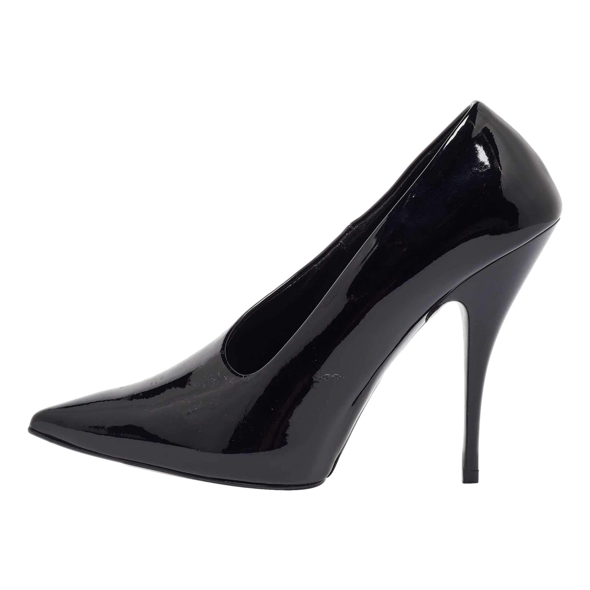 Stella McCartney Escarpins à bout pointu en faux cuir verni noir Taille 35