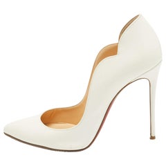 Christian Louboutin Cream Patent Hot Chick Pumps Size 39.5