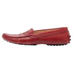 Tod's Mocasines de piel rojo oscuro talla 37