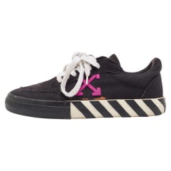 Off-White Black Canvas Vulcanized Low Top Sneakers Size 40