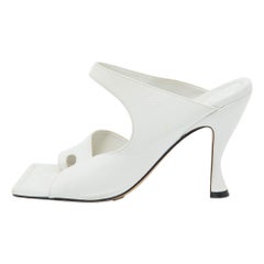 Bottega Veneta - Sandales à glissière en cuir blanc - Taille 37.5